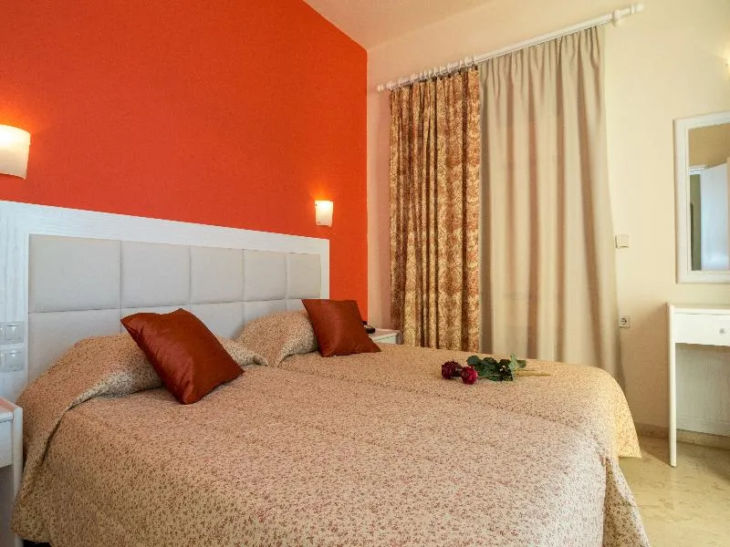 APARTMENT SUPERIOR ONE BEDROOM Room, Manolis Apartments, Crete