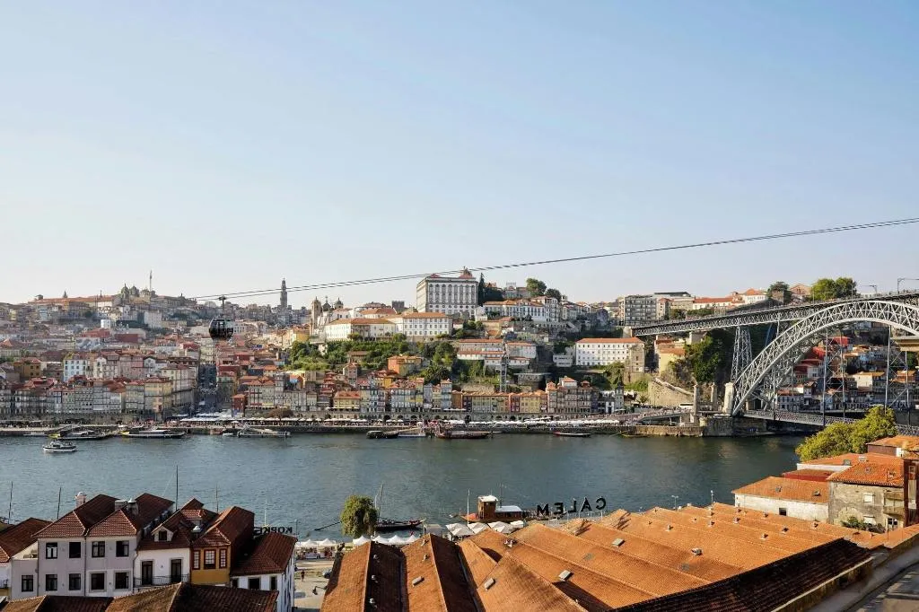 Sports and Entertainment, Origine Porto Gaia A Tribute Portfolio Hotel, Porto