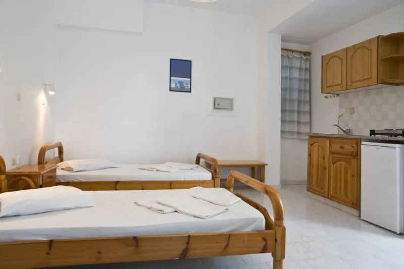 DOUBLE STANDARD Room, Blue Perla Elegand Suites, Santorini