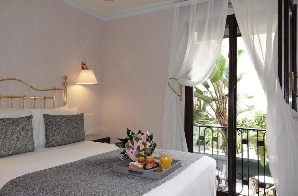 Double or Twin SUPERIOR WITH VIEWS Room, Continental Barcelona Hotel, Barcelona