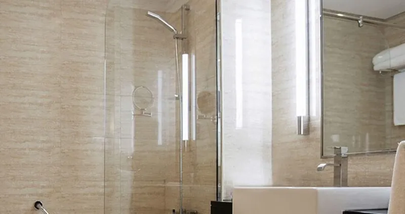 SINGLE SUPERIOR Room, Pullman Dubai JLT, Dubai