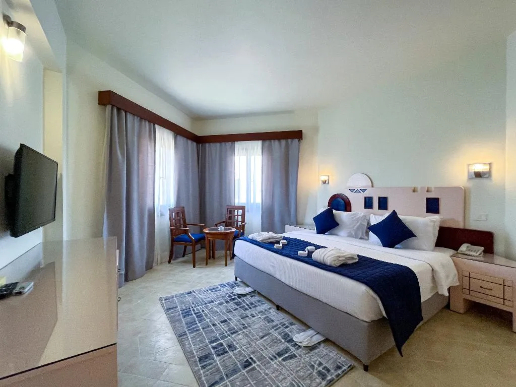 DOUBLE SUPERIOR POOL VIEW Room, Nubian Island Hotel, Red Sea Riviera