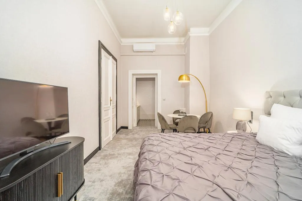 APARTMENT TWO BEDROOMS ONE BATHROOM Room, Szewska 22 Boutique, Krakow