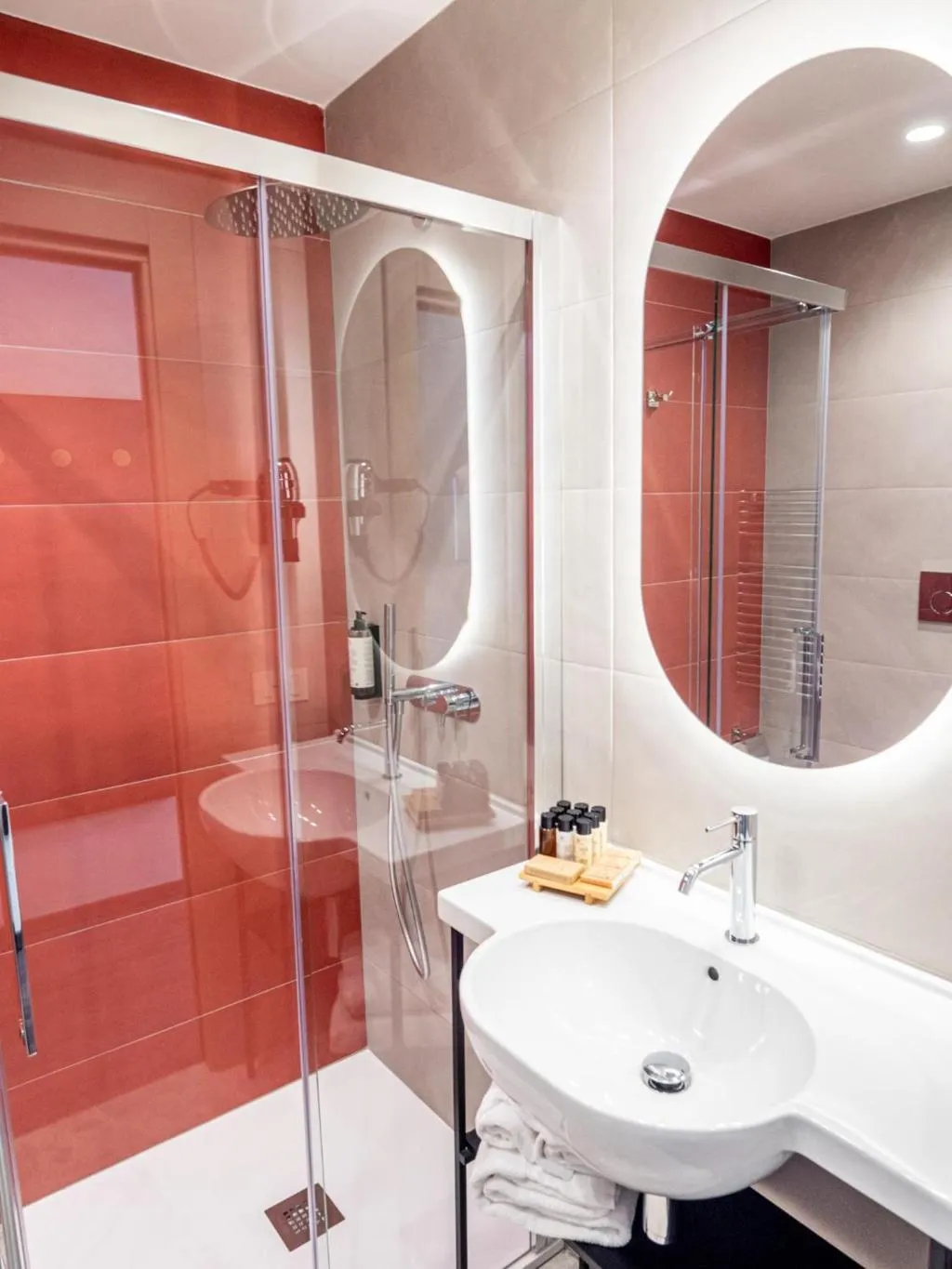 DOUBLE SUPERIOR Room, Hotel Vittoria, Naples