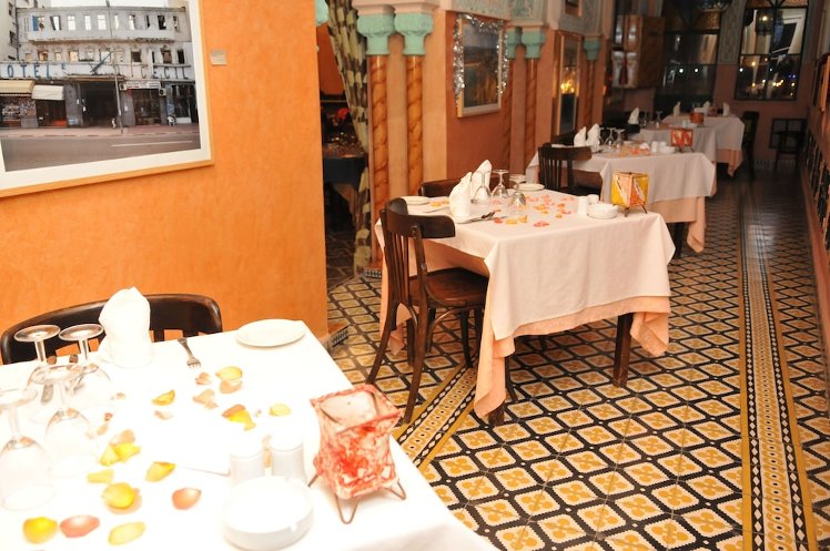 Continental, Tangier