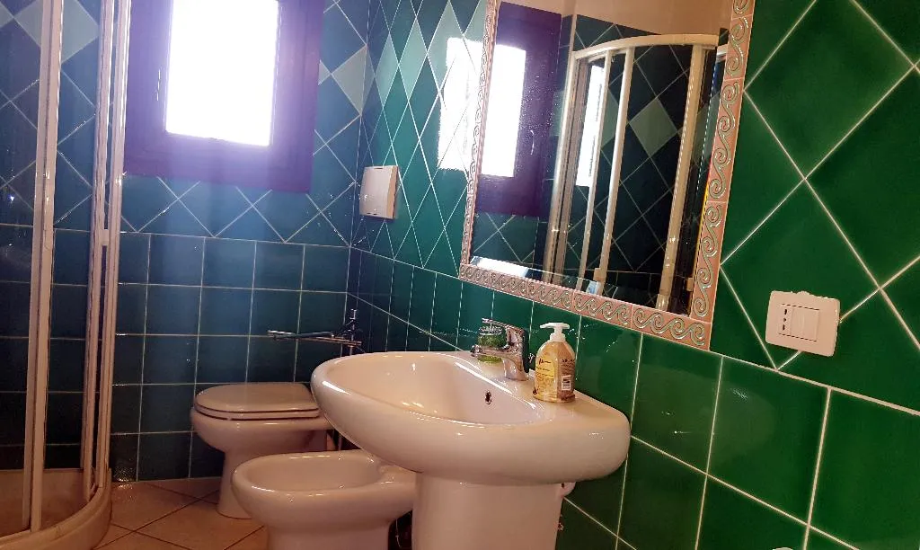 APARTMENT CAPACITY 4 Room, Residence L'Ancora, Cagliari