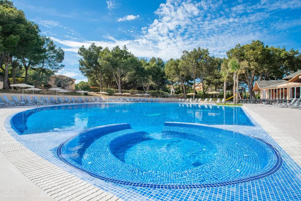 Pool, Aparthotel Can Picafort Palace, Majorca