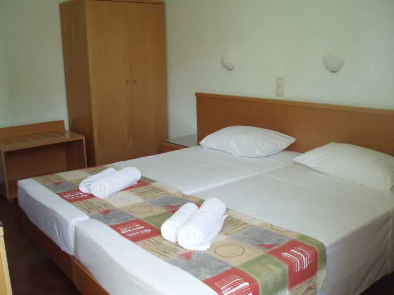 Room, Nafsika, Rhodes