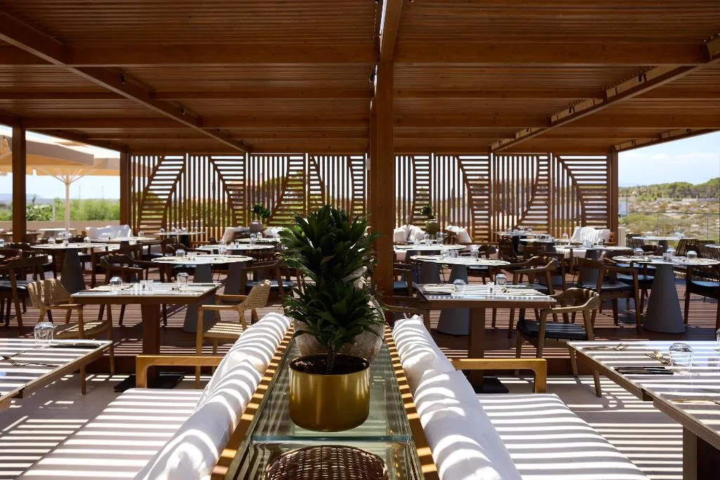 Restaurant, Aulus Chania Resort, Curio Collection by Hilton, Thessaloniki