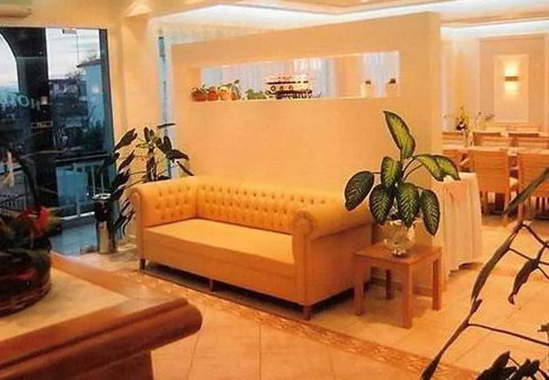 Lobby, Iris, Halkidiki