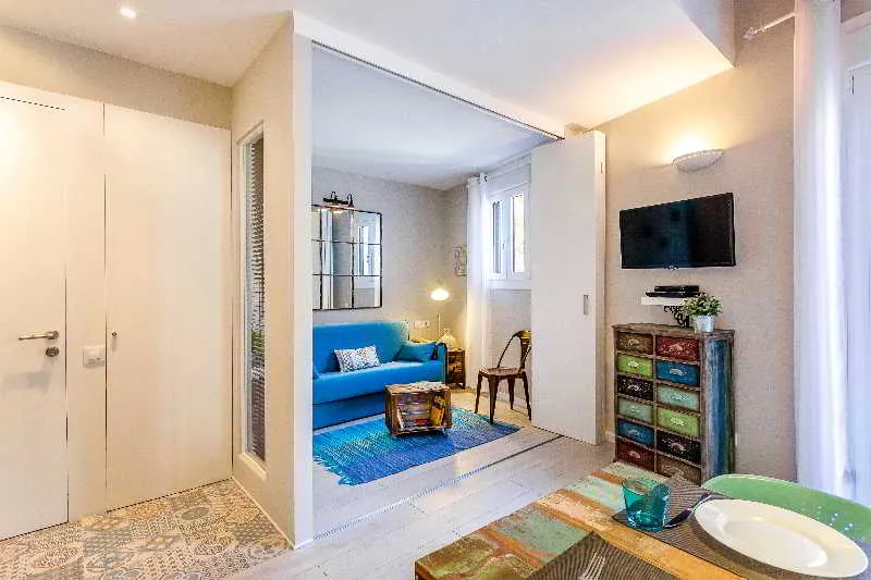 APARTMENT ONE BEDROOM Room, Urban District Vintage Suites, Barcelona