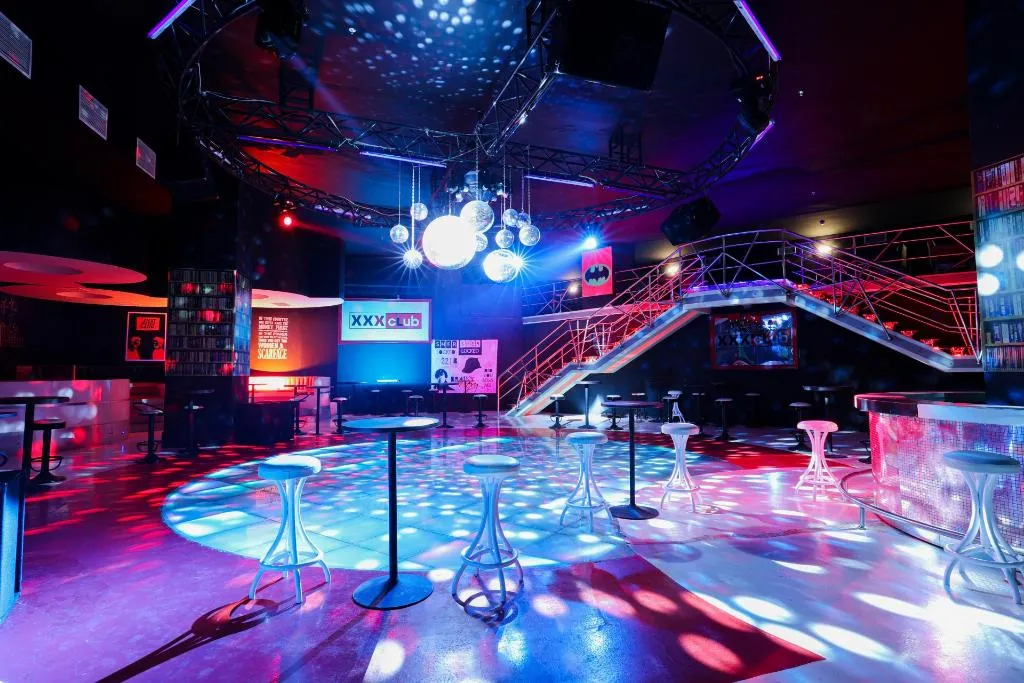Sports and Entertainment, Crystal Admiral Aqua Collection, Antalya