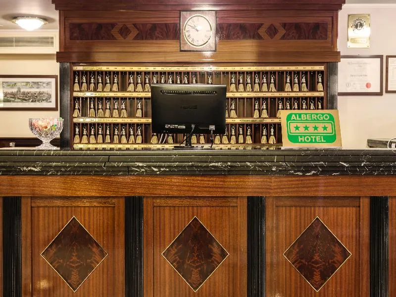 Lobby, Doria Grand Hotel, Milan