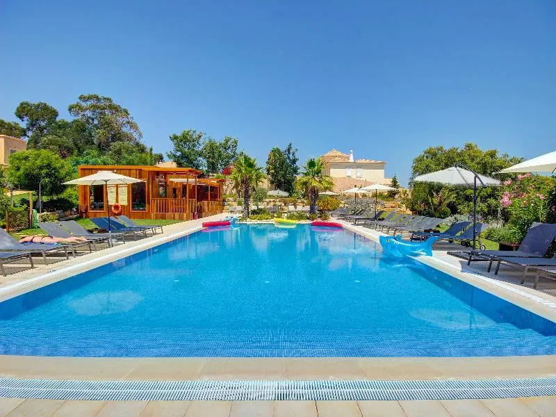 Pool, Pinheiros da Balaia Villas, Algarve