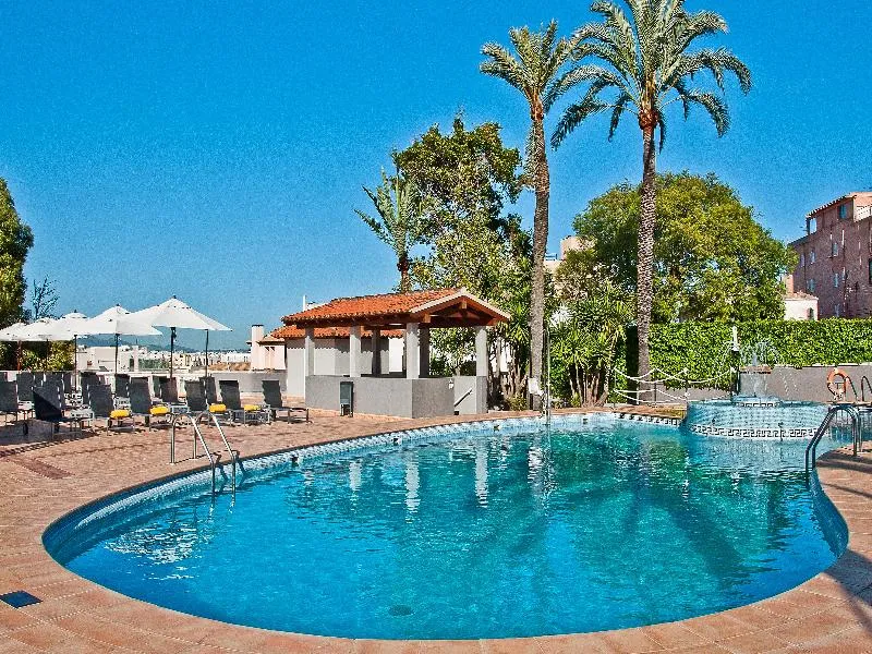Pool, BQ Augusta, Majorca