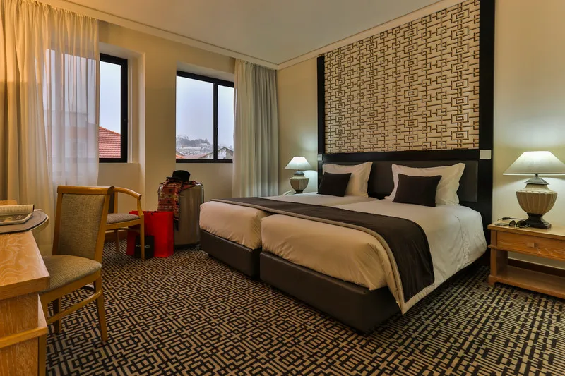 TRIPLE STANDARD Room, Mundial, Lisbon