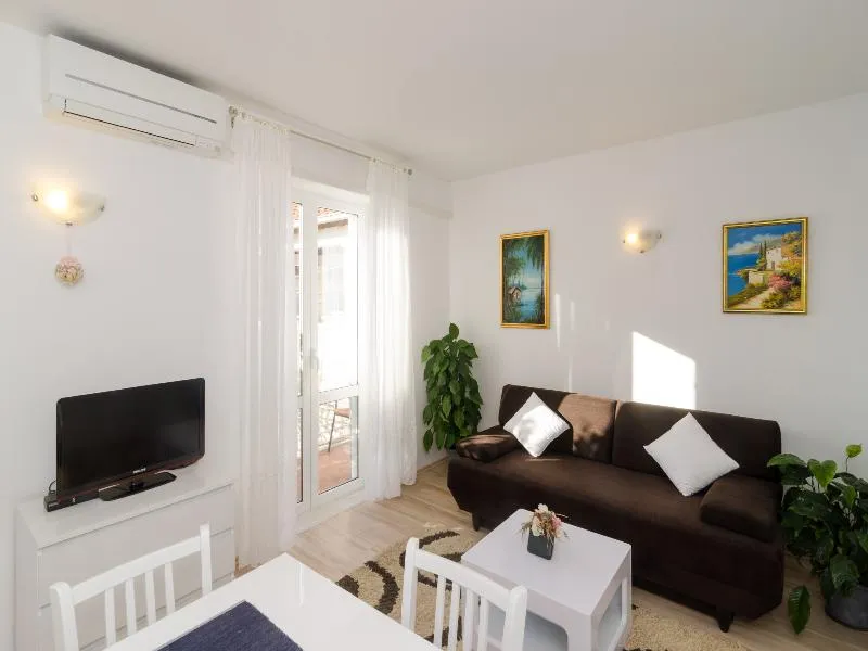 APARTMENT CAPACITY 6 TWO BEDROOMS Room, Vulicevic Apartmani, Dubrovnik