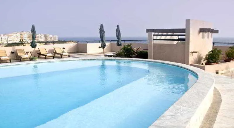 Pool, Calypso, Gozo