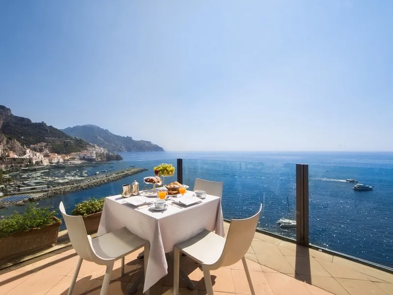 General view, Miramalfi, Naples