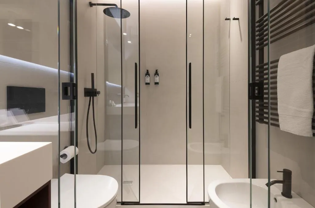 APARTMENT DELUXE Room, Pierre Milano Hotel, Milan