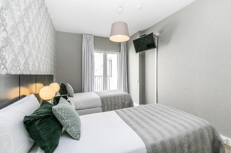 Room, Gloria Suites By Lx Way, Lisbon