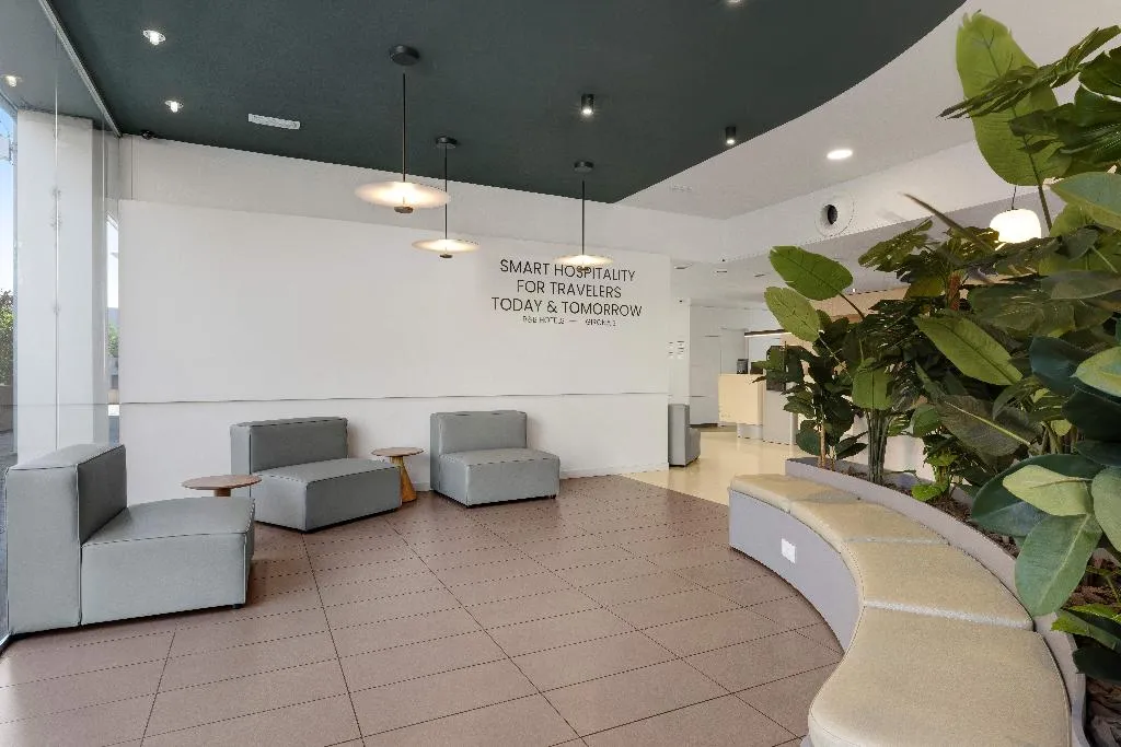 Lobby, B&B HOTEL Girona 3, Costa Brava