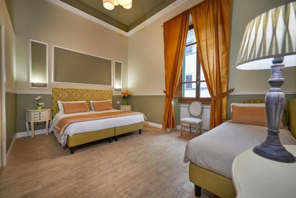 TRIPLE SUPERIOR Room, B&B Le Stanze Del Duomo, Florence
