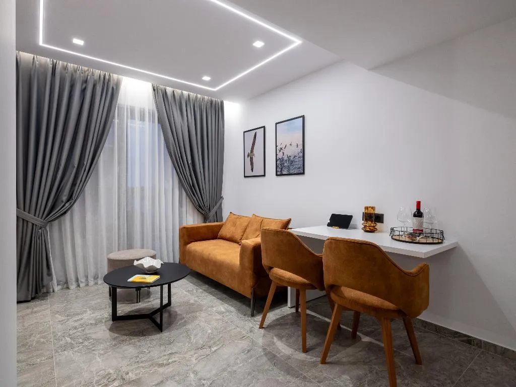 SUITE CLASSIC Room, Captain Napoleon Paterakis CNP Luxurious Suites, Crete