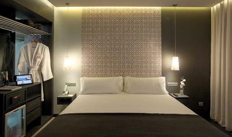 Room, TWO Hotel Barcelona by Axel Adults Only, Barcelona