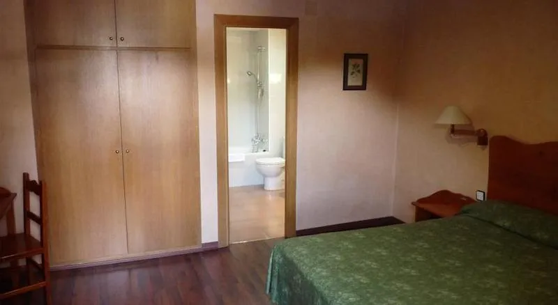 Double or Twin STANDARD Room, Vall de Nuria, Costa Brava