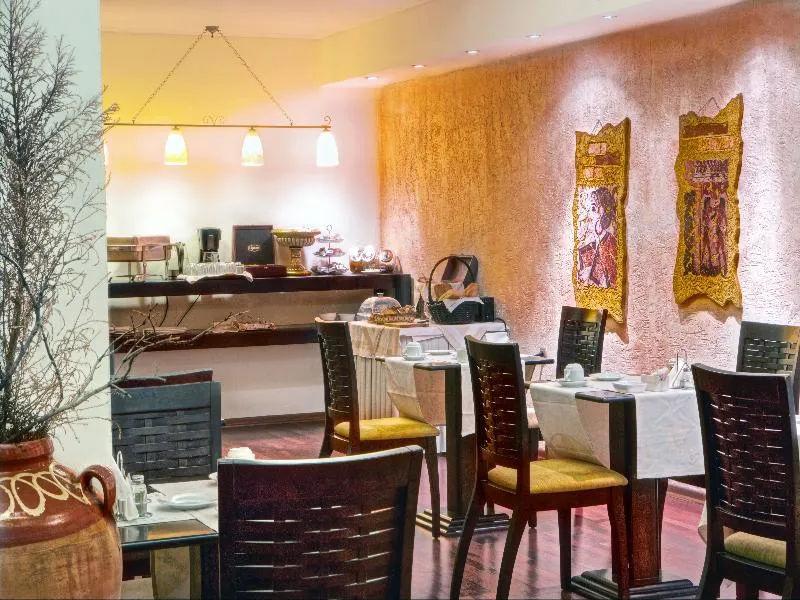 Restaurant, Nicola, Athens