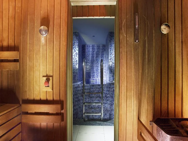 Sports and Entertainment, Hotel Paris Prague, Prague