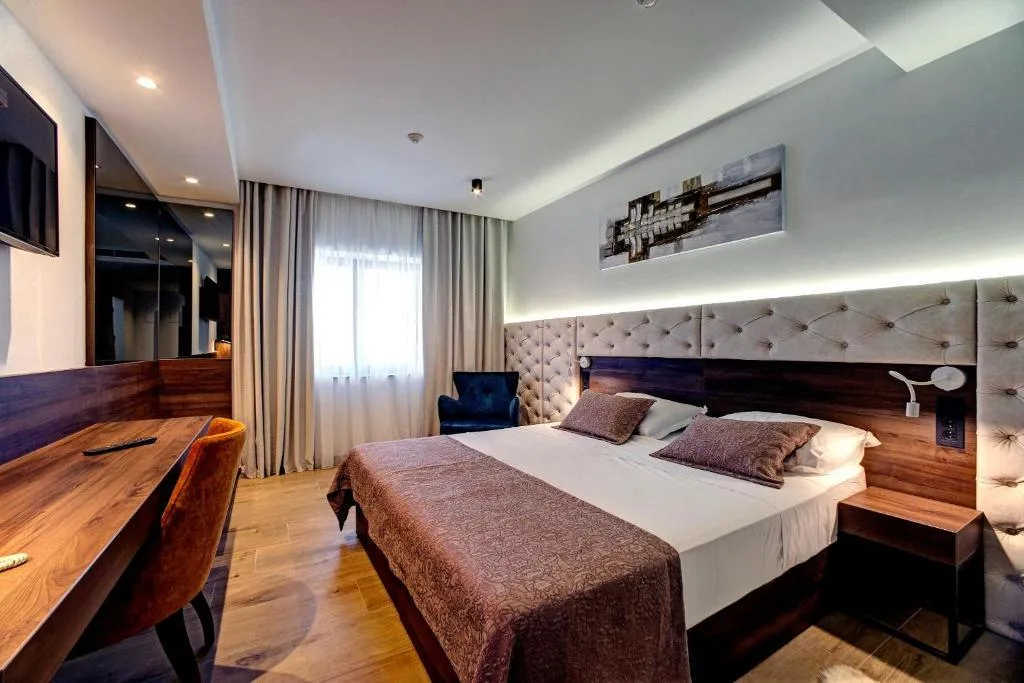 Double or Twin GARDEN VIEW Room, Hotel Scala, Split