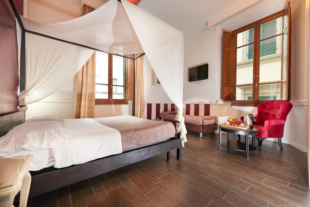 TRIPLE SUPERIOR Room, B&B Le Stanze Del Duomo, Florence