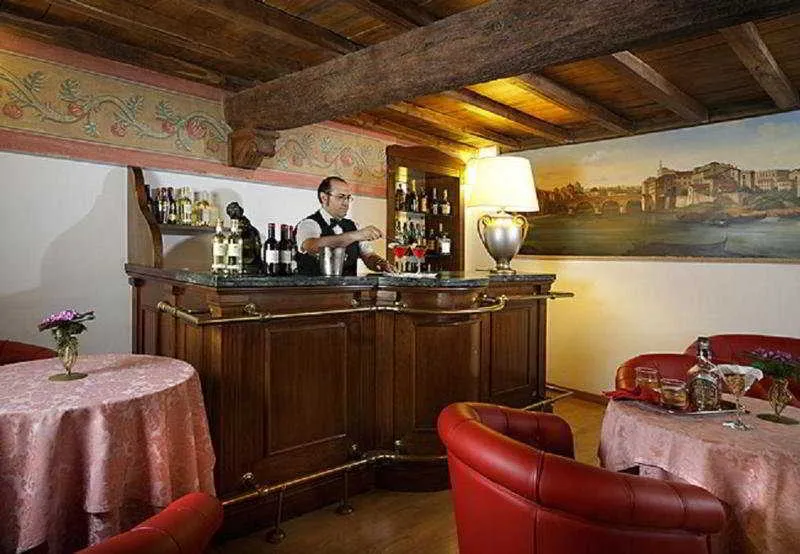 Bar, Pantheon, Rome