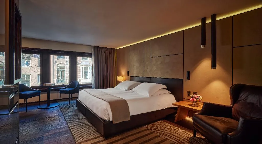 Double or Twin DELUXE PREMIER Room, Mandarin Oriental Conservatorium, Amsterdam, Amsterdam