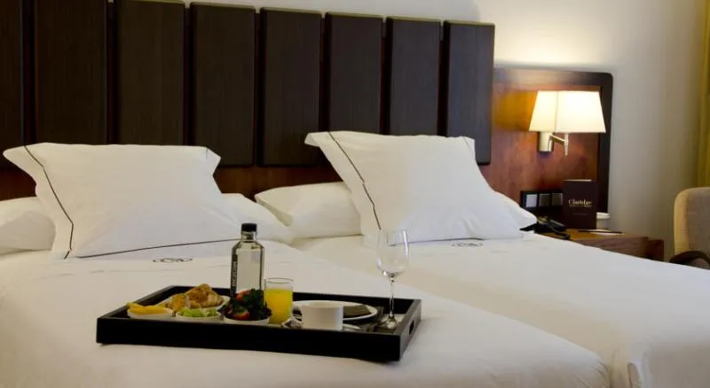 SUITE STANDARD Room, Claridge, Madrid