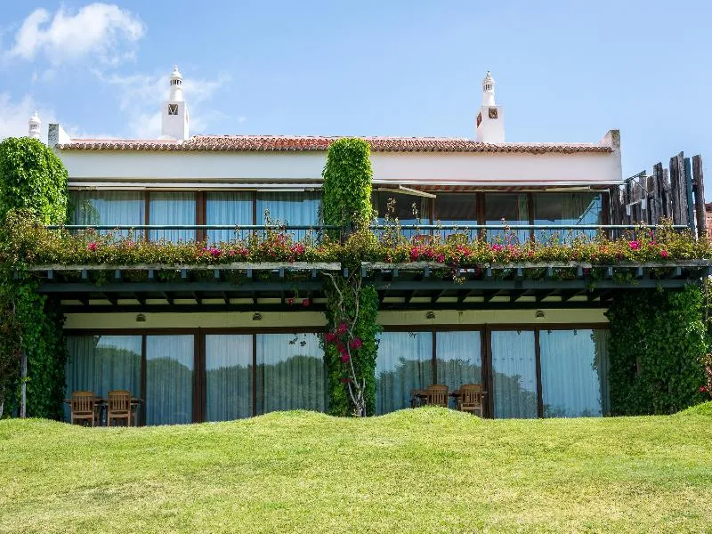 APARTMENT SUPERIOR ONE BEDROOM Room, Pedras del Rei, Algarve