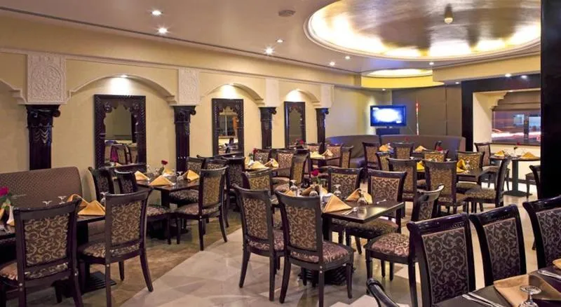 Restaurant, Landmark Riqqa Dubai, Dubai