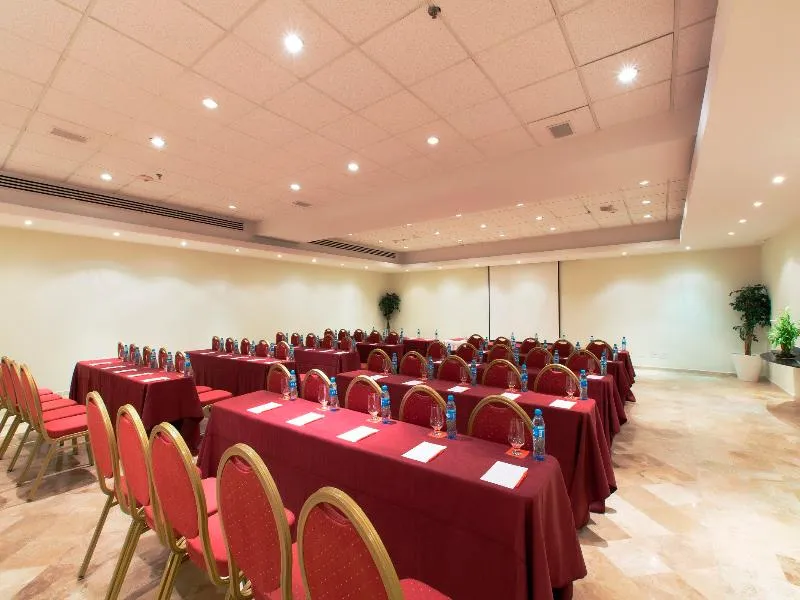 Conferences, Krystal Cancun, Cancun Area