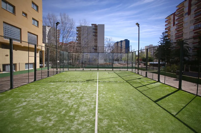 Sports and Entertainment, Tres Anclas, Valencia