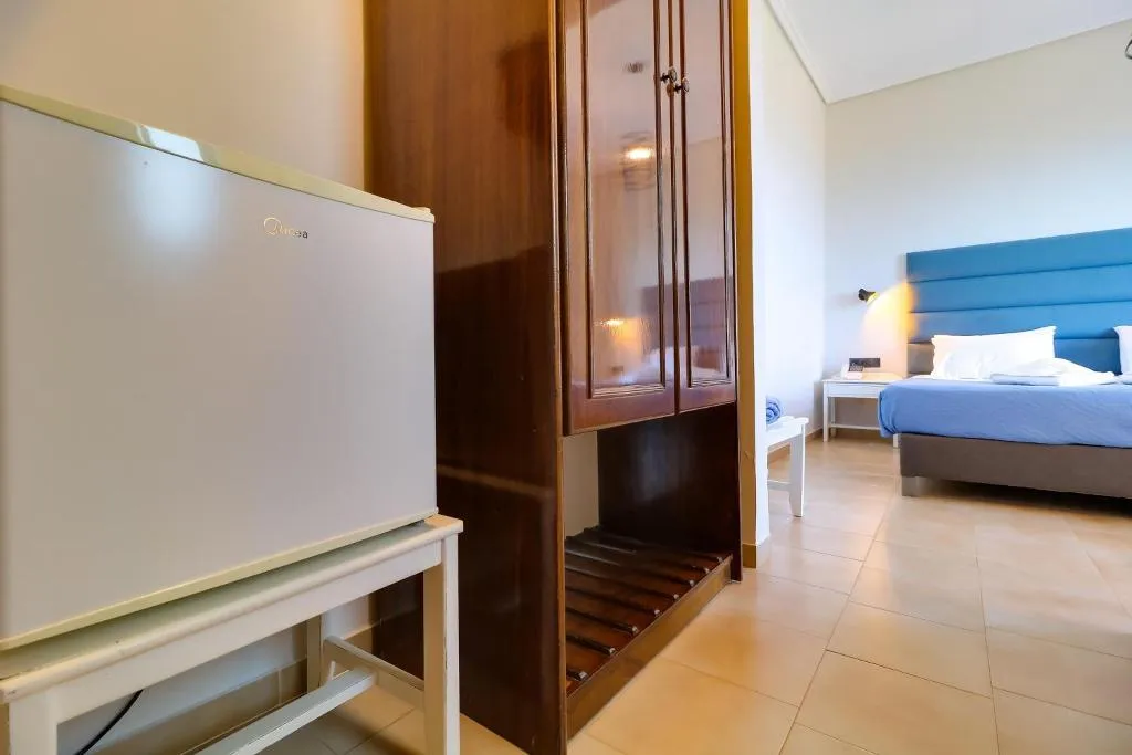 Double or Twin TWO BEDS Room, Alexis, Crete