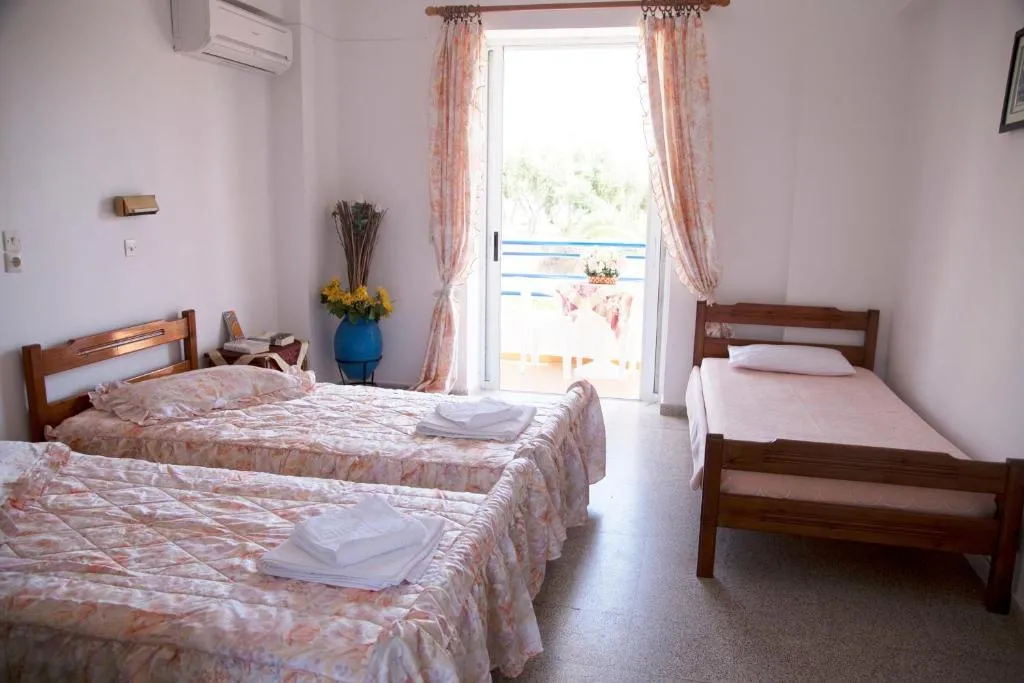 Room, Maritsa Studios, Kos