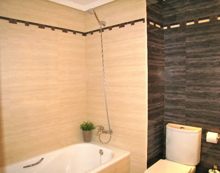 Room, KM1 San Bernardo Apartments, Madrid
