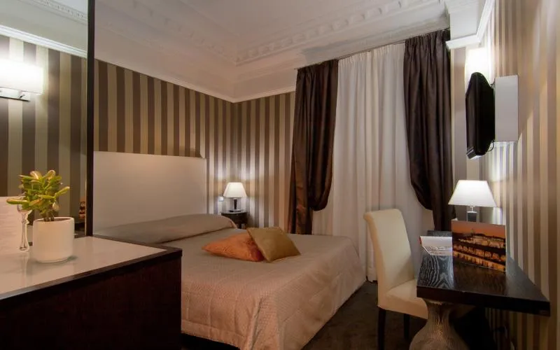 Double or Twin DELUXE Room, Atlante Star, Rome
