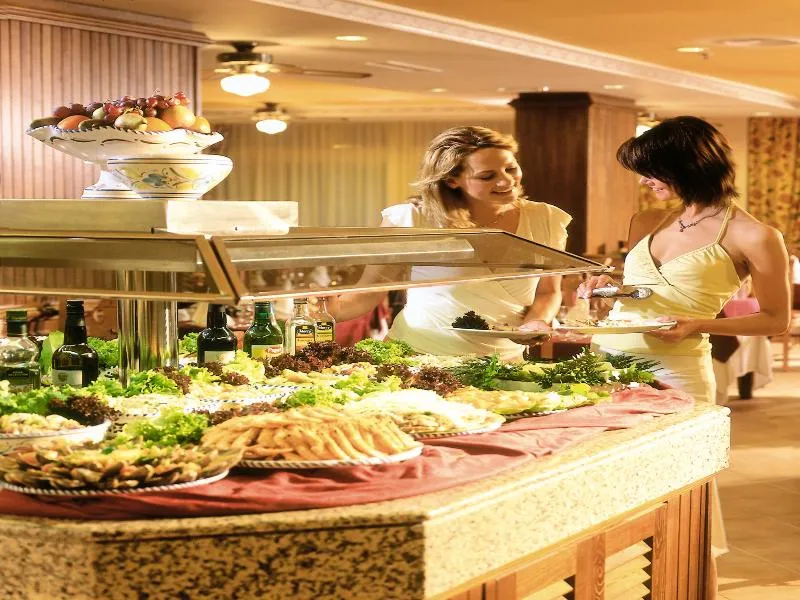 Restaurant, Hotel Riu Oliva Beach Resort - All Inclusive, Fuerteventura