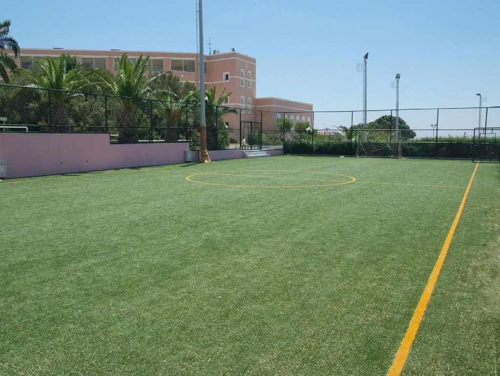 Sports and Entertainment, Mare Blue, Crete