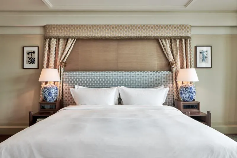Double or Twin DELUXE RIVER VIEW Room, De LEurope Amsterdam, Amsterdam
