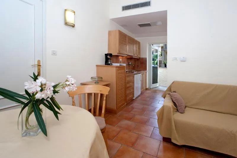 STUDIO CAPACITY 3 Room, Apartments Bellevue Plava Laguna, Istria