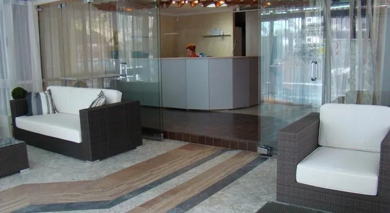 Lobby, Viña del Mar, Costa Blanca